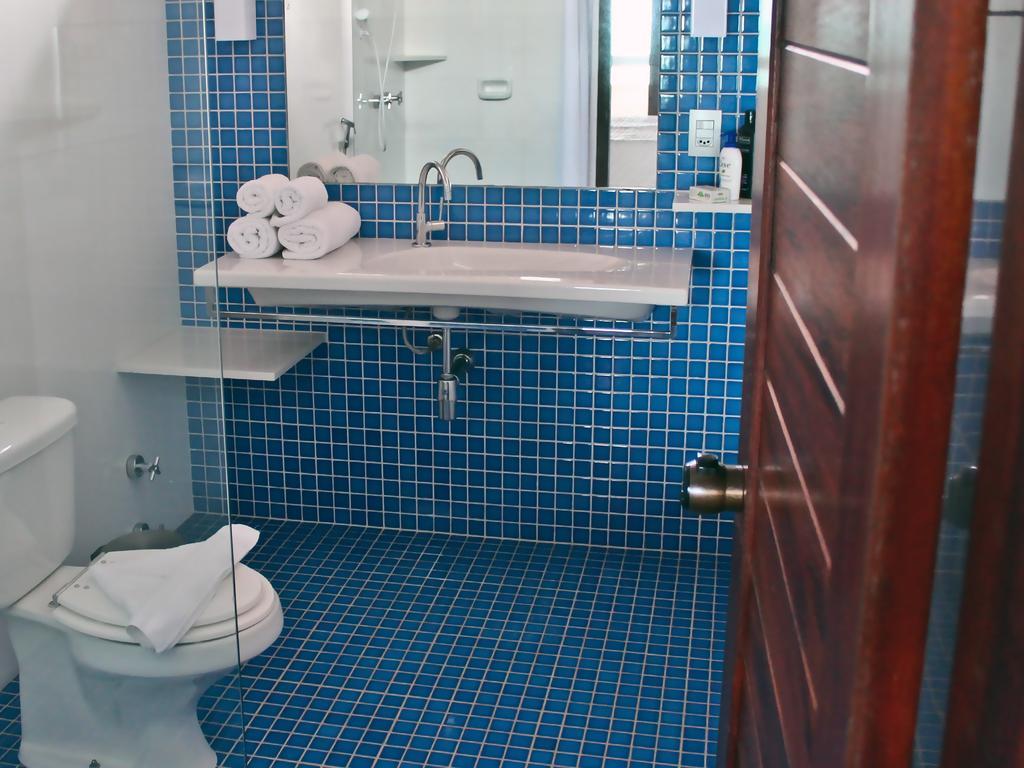 Master Room,208957561:JPEG